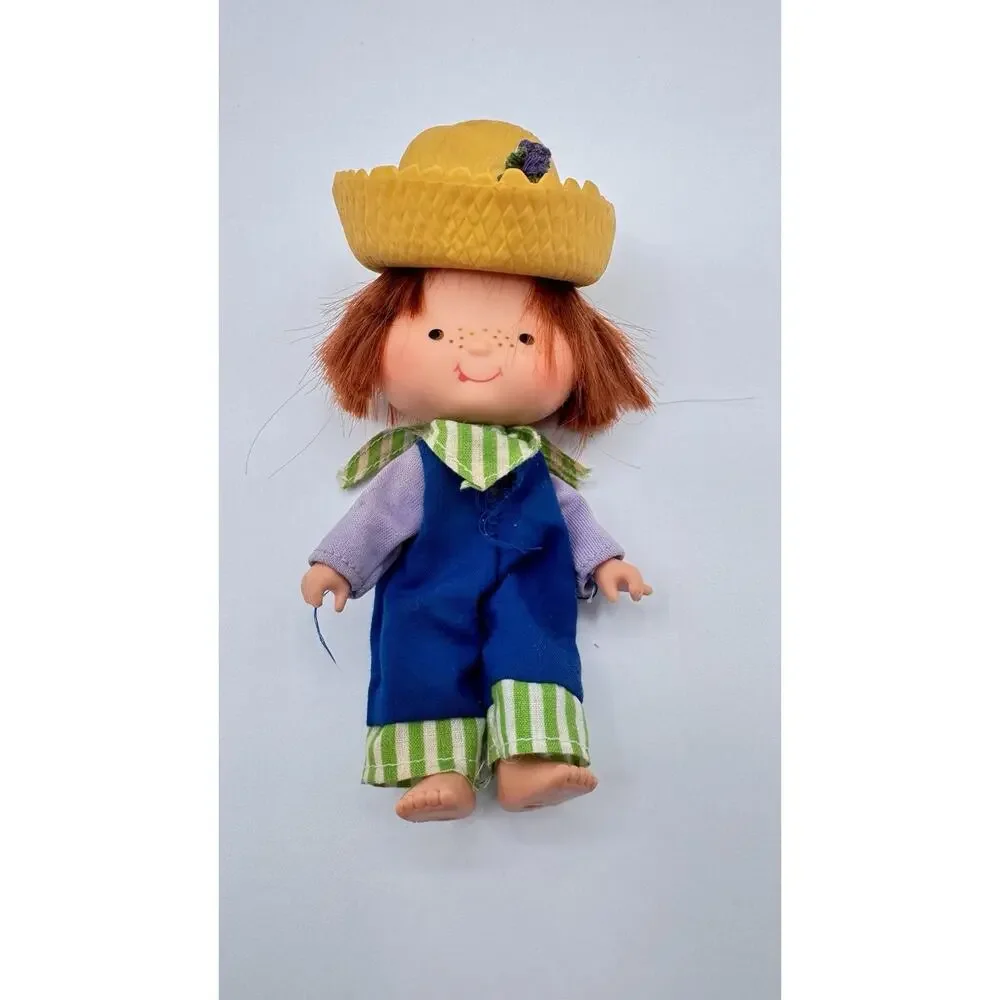 1979 Strawberry Shortcake Huckleberry Pie American Greetings Figurine
